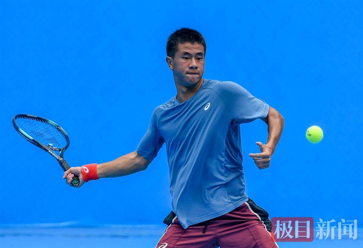 前锋之一 前锋之一